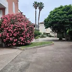 Chez Virginie Et Laurent Apartament