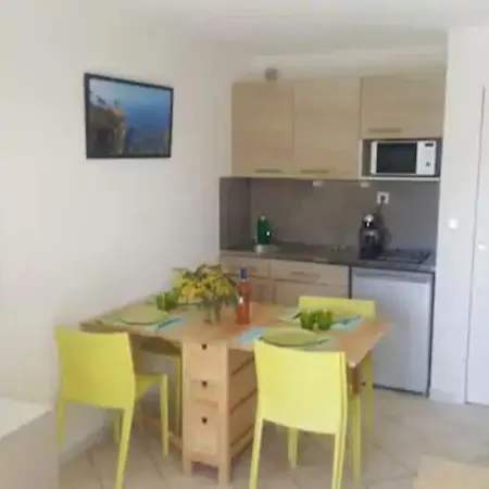 Chez Virginie Et Laurent Apartament